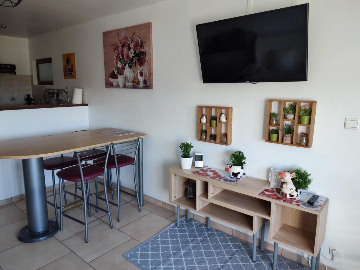 Apartmán Le Champs Des Lievres Beaumont Exteriér fotografie